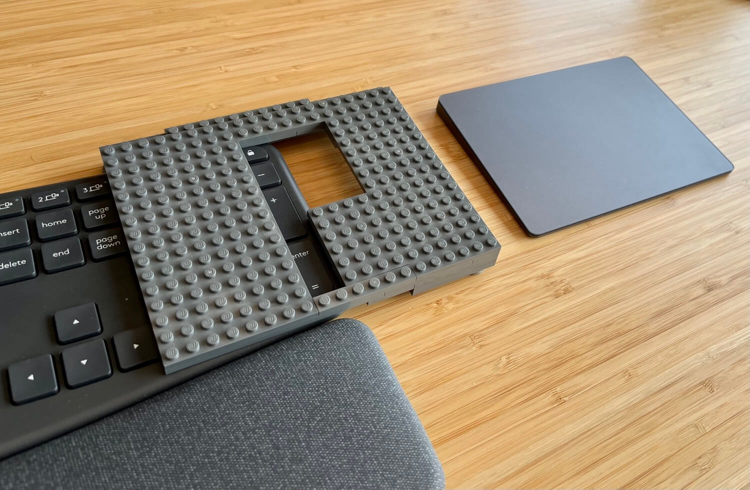 Logitech ERGO K860 keyboard review with a custom-made LEGO stand for Apple Trackpad 6
